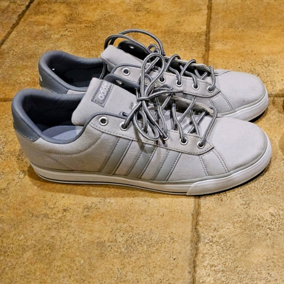 adidas Other - Men's Adidas retro sneakers